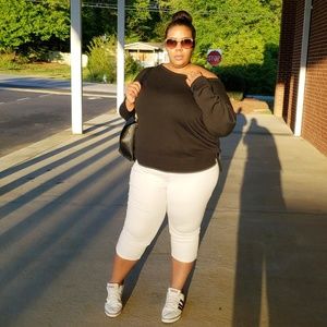 Royalty "WantABettaButt" White Capries Size 20